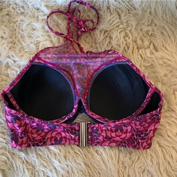 Andrea Iyamah Red and Blue Swim Top - Picture 7 of 10